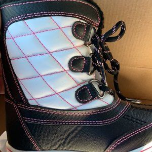 nwt toddler girl khombu snow boots
